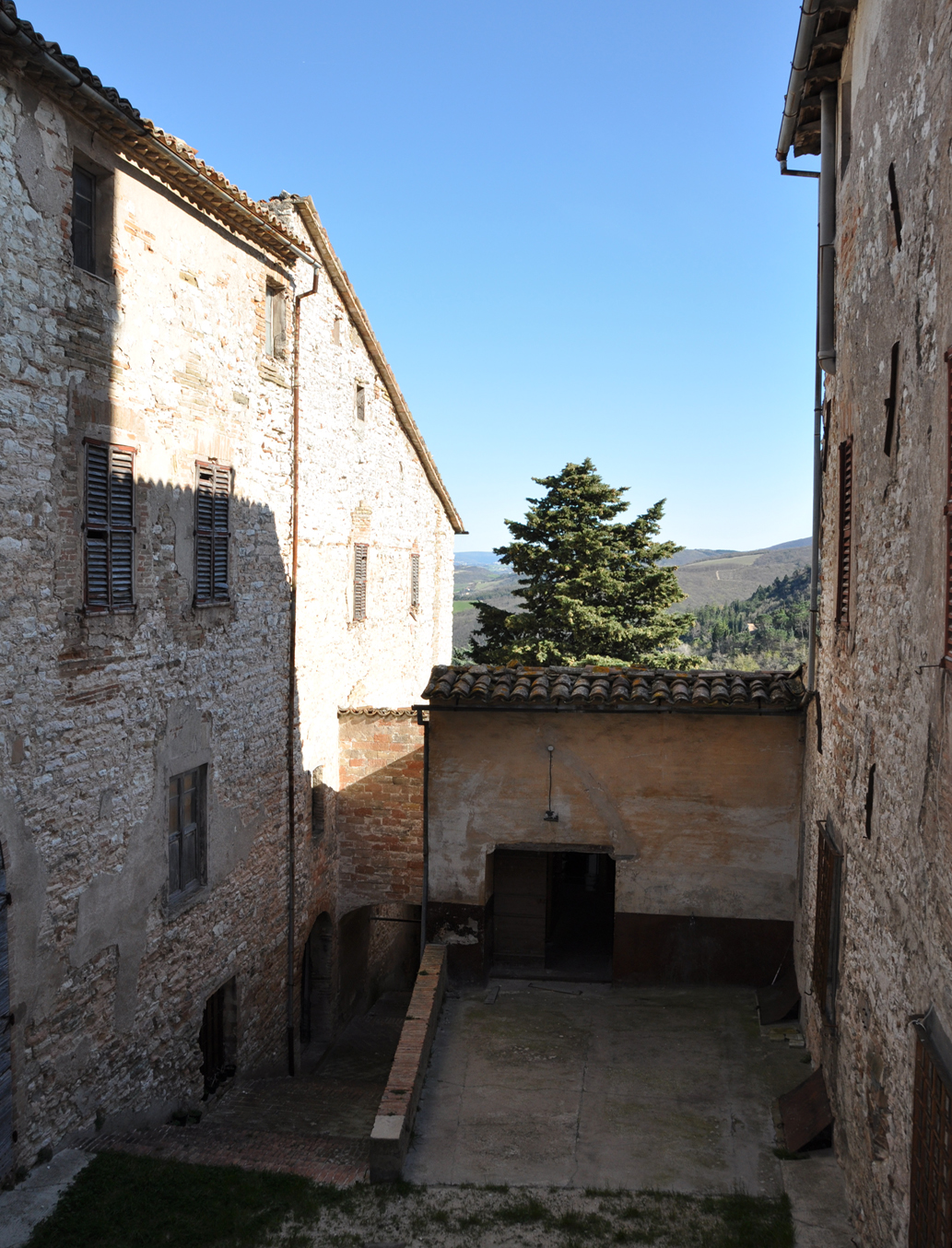 ARC palazzo anselmi corte interna