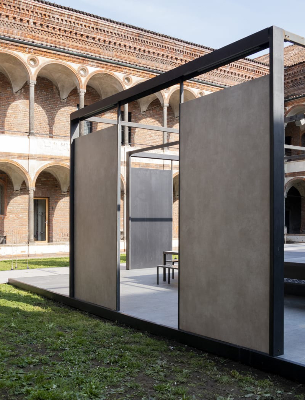 FUORI SALONE dettaglio